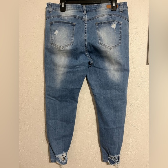 2 for $30 Distressed Jeans - Picture 3 of 4